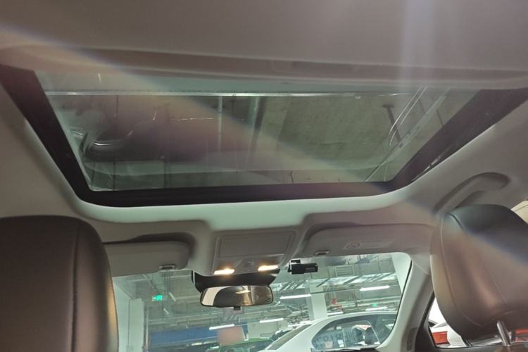 Used Ford Mondeo 2025 2.0T EcoBoost Luxury Version Headliner