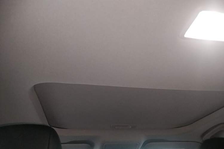 Used Ford Mondeo 2025 2.0T EcoBoost Luxury Version Headliner