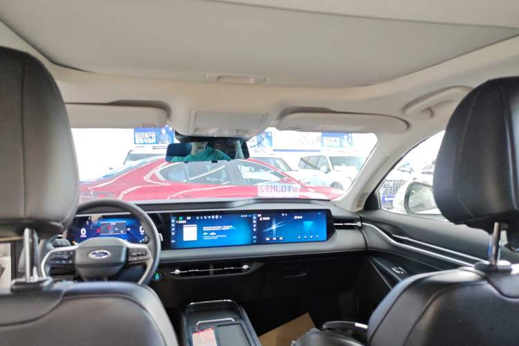 Used Ford Mondeo 2025 2.0T EcoBoost Luxury Version Headliner