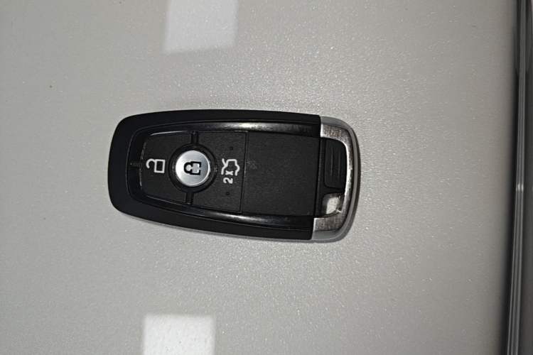 Used Ford Mondeo 2025 1.5T EcoBoost Comfort Version Interior 1
