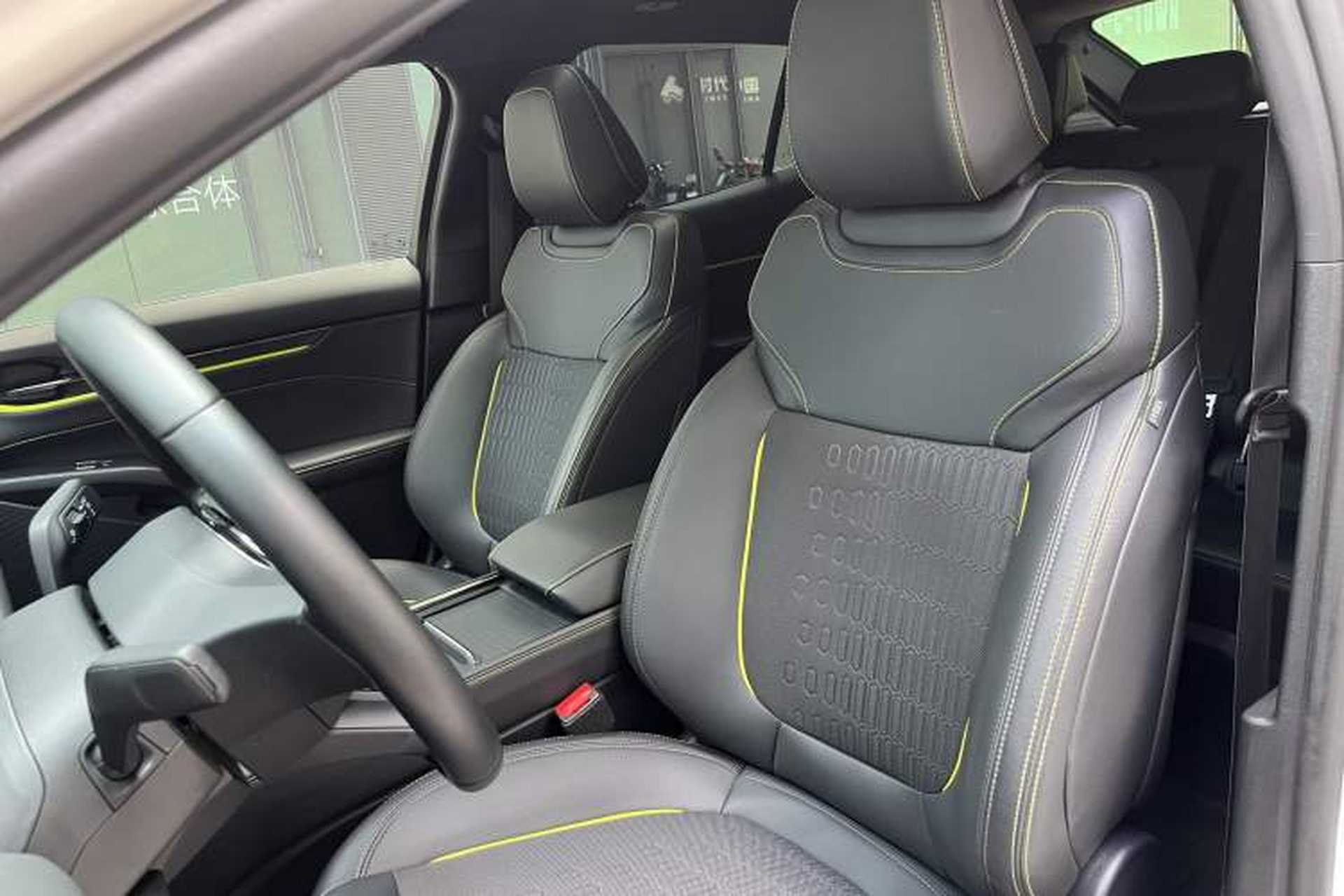 Used Ford Mondeo 2025 2.0T EcoBoost E Hybrid Sport Edition Interior 3