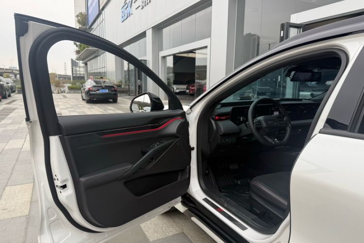 Used Ford Mondeo 2025 2.0T EcoBoost E Hybrid Sport Edition ST-Line Interior 6