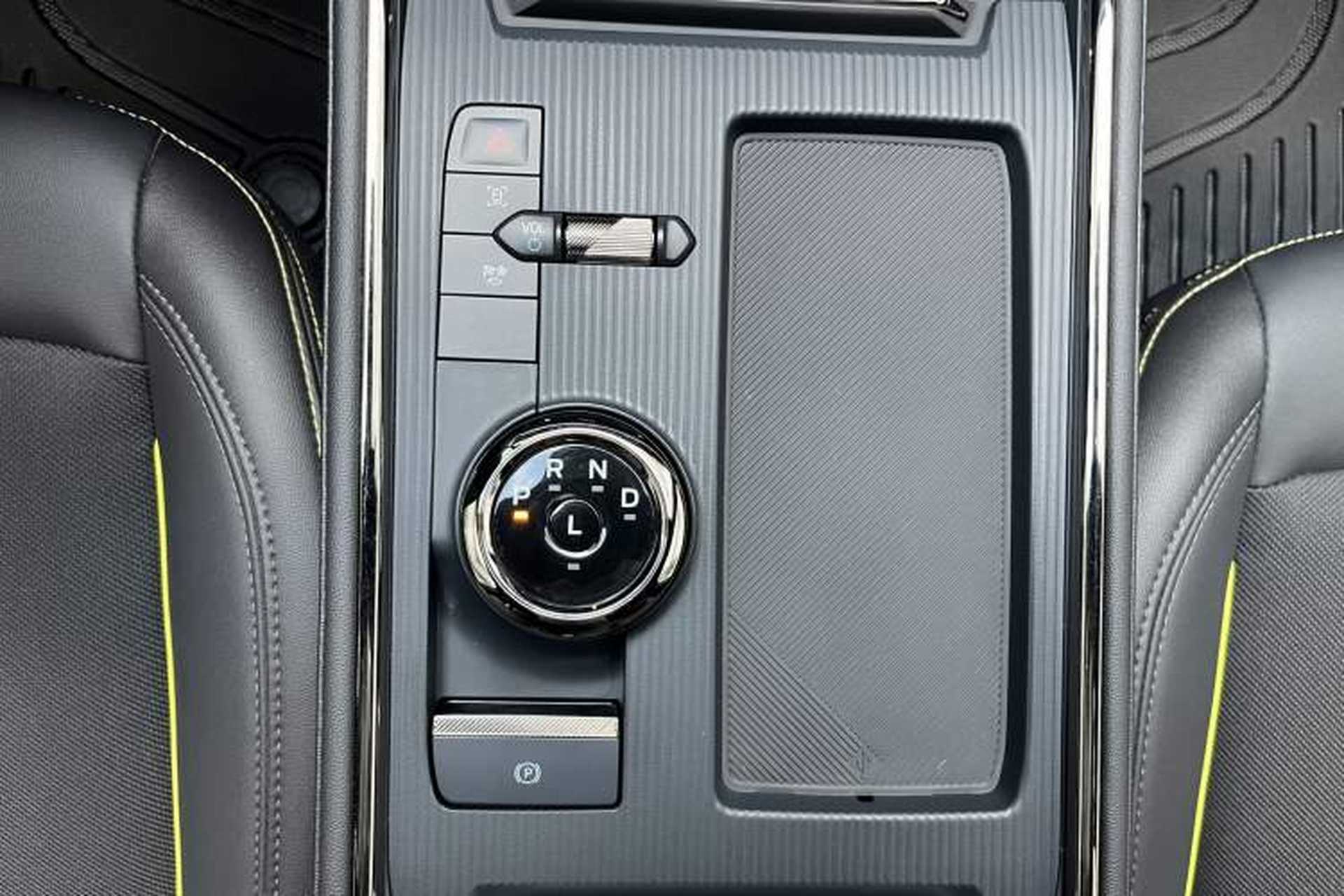 Used Ford Mondeo 2025 2.0T EcoBoost E Hybrid Sport Edition Interior 8