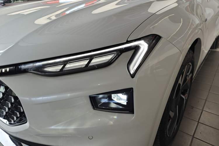 Used Ford Mondeo 2025 2.0T EcoBoost E Hybrid Sport Edition ST-Line Left Front Headlight