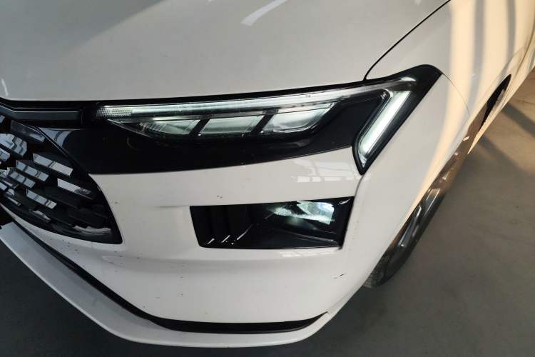 Used Ford Mondeo 2025 2.0T EcoBoost Luxury Version Left Front Headlight