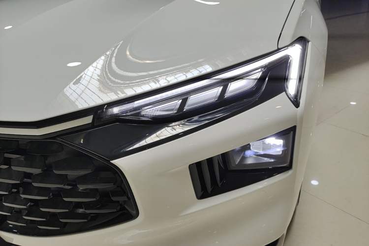 Used Ford Mondeo 2025 1.5T EcoBoost Comfort Version Left Front Headlight