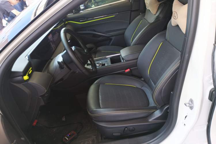 Used Ford Mondeo 2025 2.0T EcoBoost E Hybrid Sport Edition Left Front Seat