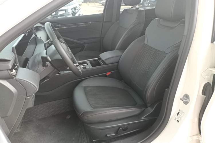 Used Ford Mondeo 2025 1.5T EcoBoost Comfort Version Left Front Seat