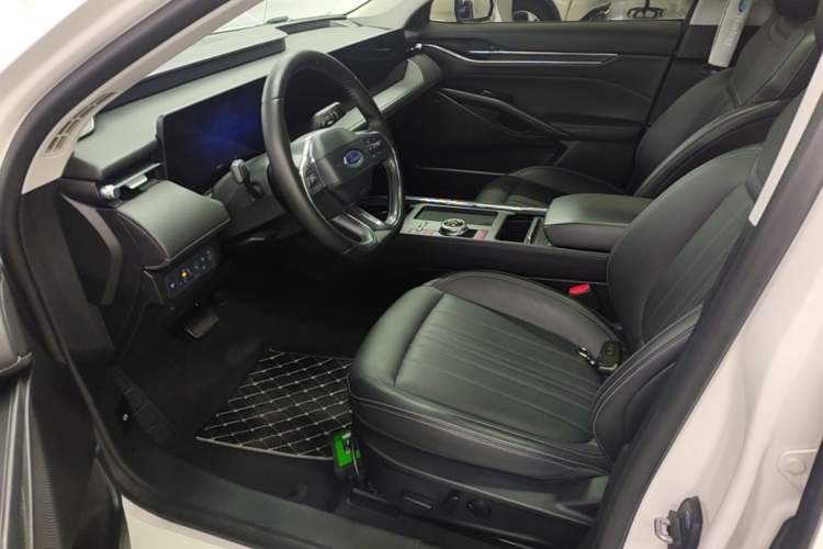 Used Ford Mondeo 2025 2.0T EcoBoost Luxury Version Left Front Seat