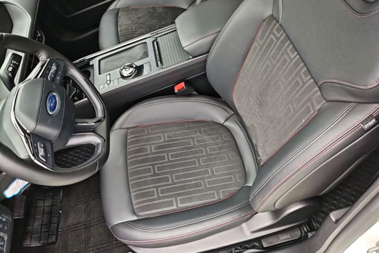 Used Ford Mondeo 2025 1.5T EcoBoost Comfort Version Left Front Seat