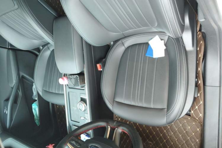 Used Ford Mondeo 2025 2.0T EcoBoost Luxury Version Left Front Seat