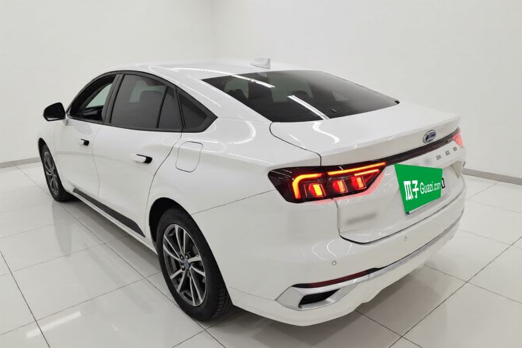 Used Ford Mondeo 2025 1.5T EcoBoost Luxury Version Rear Left 45 Deg