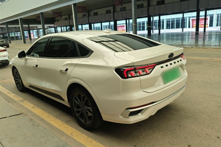 Used Ford Mondeo 2025 2.0T EcoBoost Luxury Version Rear Left 45 Deg