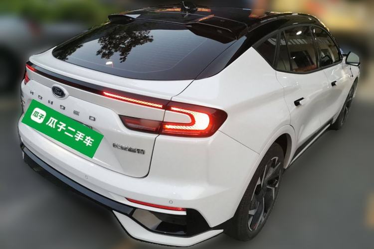 Used Ford Mondeo 2025 2.0T EcoBoost E Hybrid Sport Edition ST-Line Rear Right 45 Deg
