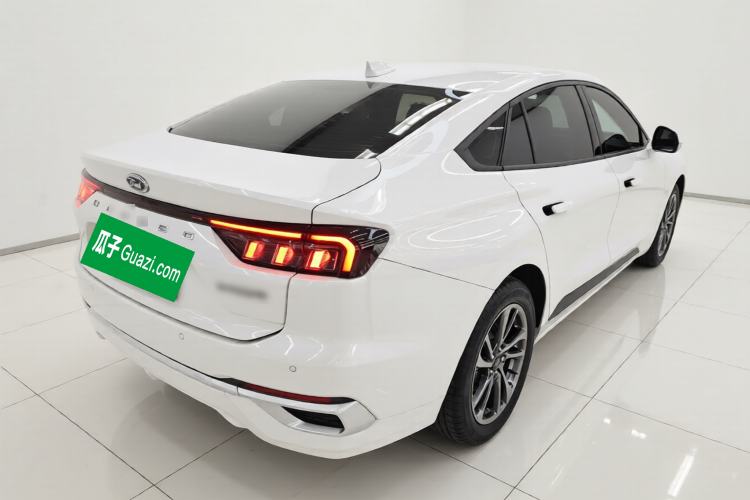 Used Ford Mondeo 2025 1.5T EcoBoost Luxury Version Rear Right 45 Deg