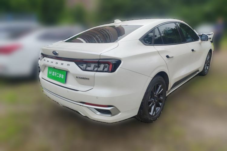 Used Ford Mondeo 2025 2.0T EcoBoost Luxury Version Rear Right 45 Deg