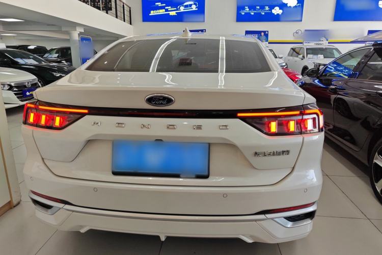 Used Ford Mondeo 2025 2.0T EcoBoost Luxury Version Rear