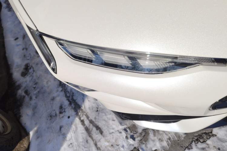 Used Ford Mondeo 2025 2.0T EcoBoost E Hybrid Sport Edition ST-Line Right Front Headlight