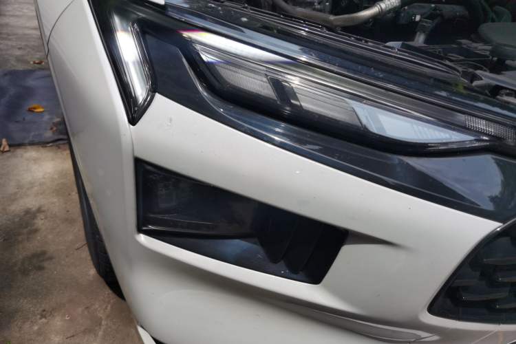 Used Ford Mondeo 2025 2.0T EcoBoost Luxury Version Right Front Headlight