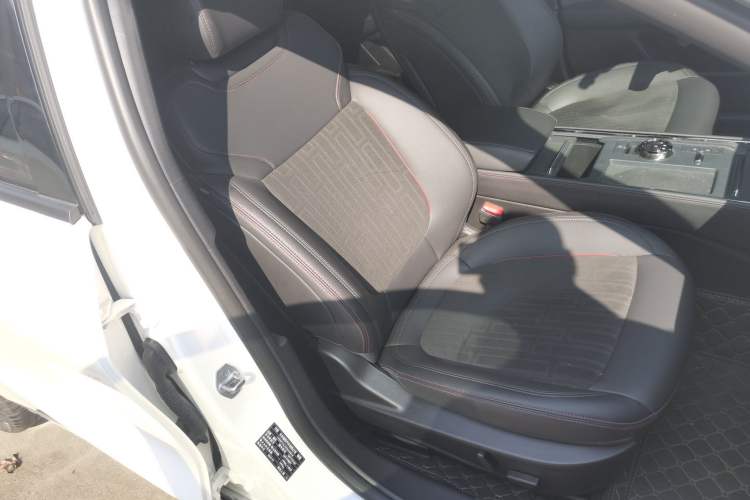 Used Ford Mondeo 2025 1.5T EcoBoost Comfort Version Right Front Seat