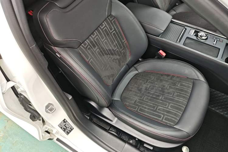 Used Ford Mondeo 2025 1.5T EcoBoost Comfort Version Right Front Seat