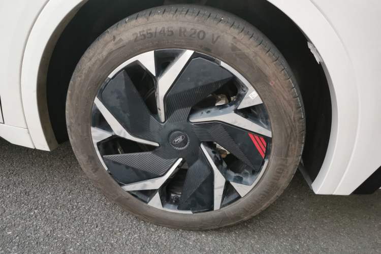 Used Ford Mondeo 2025 2.0T EcoBoost E Hybrid Sport Edition ST-Line Right Front Wheel Hub