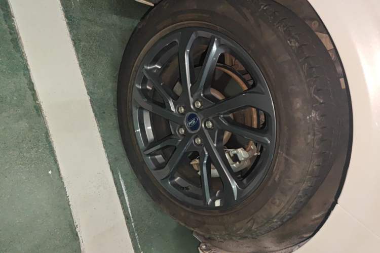 Used Ford Mondeo 2025 1.5T EcoBoost E Hybrid Luxury Edition Right Front Wheel Hub