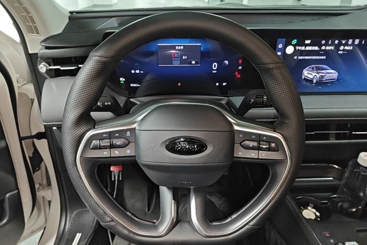 Used Ford Mondeo 2025 2.0T EcoBoost Luxury Version Steering Wheel