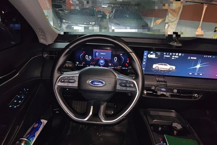 Used Ford Mondeo 2025 2.0T EcoBoost Luxury Version Steering Wheel