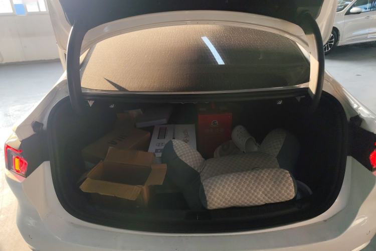 Used Ford Mondeo 2025 2.0T EcoBoost Luxury Version Trunk