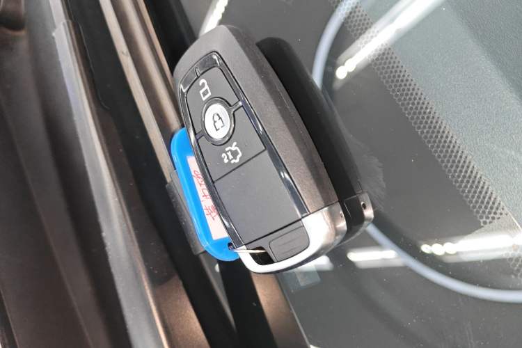 Used Ford Mondeo 2025 1.5T EcoBoost Luxury Version Vehicle Key