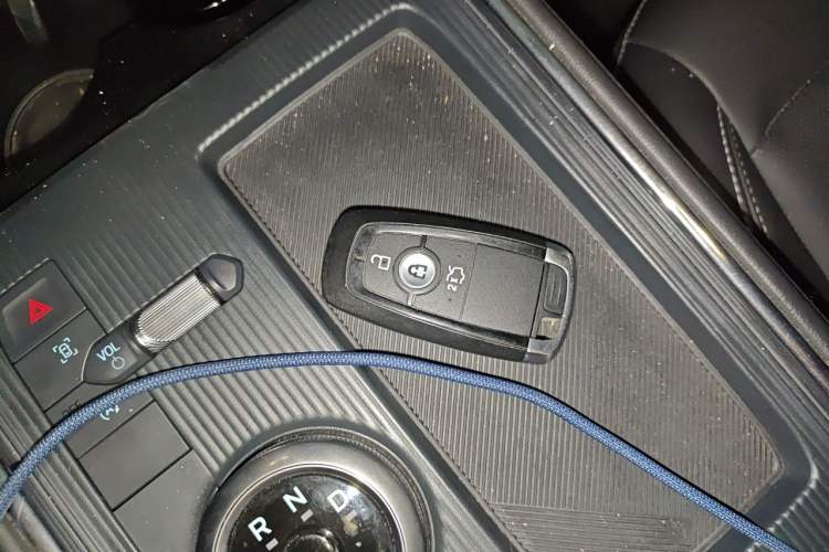 Used Ford Mondeo 2025 2.0T EcoBoost Luxury Version Vehicle Key