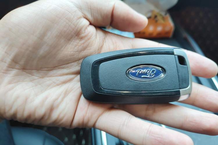 Used Ford Mondeo 2025 2.0T EcoBoost Luxury Version Vehicle Key