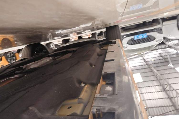 Used Ford Mondeo 2025 2.0T EcoBoost E Hybrid Sport Edition ST-Line Left Side Sill