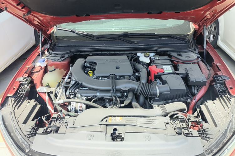 Used Ford Mondeo 2026 Model 2.0T EcoBoost Ultimate Engine Bay
