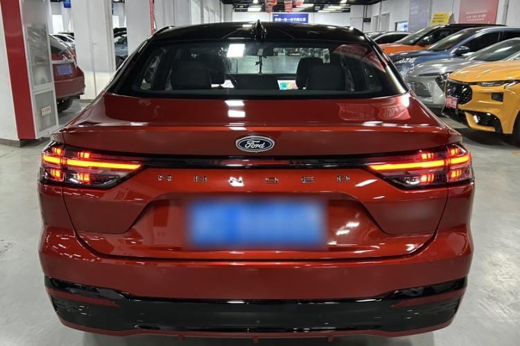Used Ford Mondeo 2026 Model 2.0T EcoBoost Ultimate Exterior 4