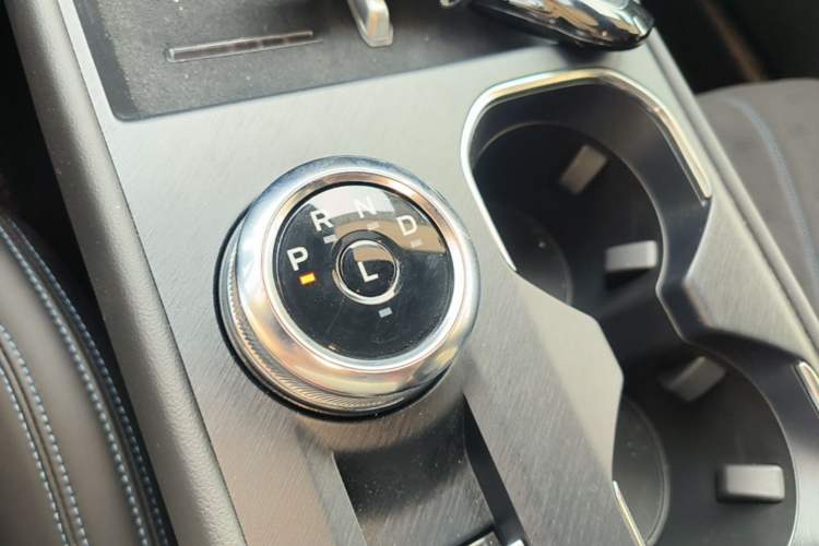 Used Ford Mondeo 2026 Model 2.0T EcoBoost Ultimate Gear Lever