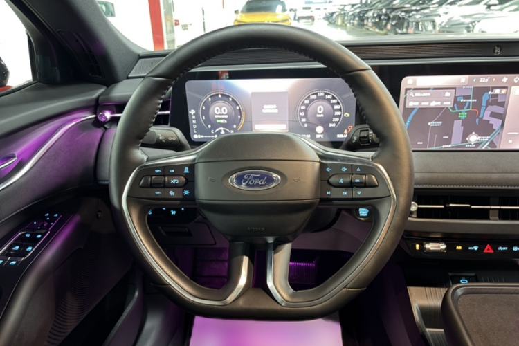 Used Ford Mondeo 2026 Model 2.0T EcoBoost Ultimate Interior 6