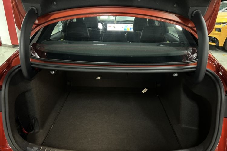 Used Ford Mondeo 2026 Model 2.0T EcoBoost Ultimate Interior 6