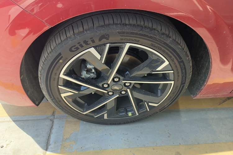 Used Ford Mondeo 2026 Model 2.0T EcoBoost Ultimate Left Front Wheel Hub
