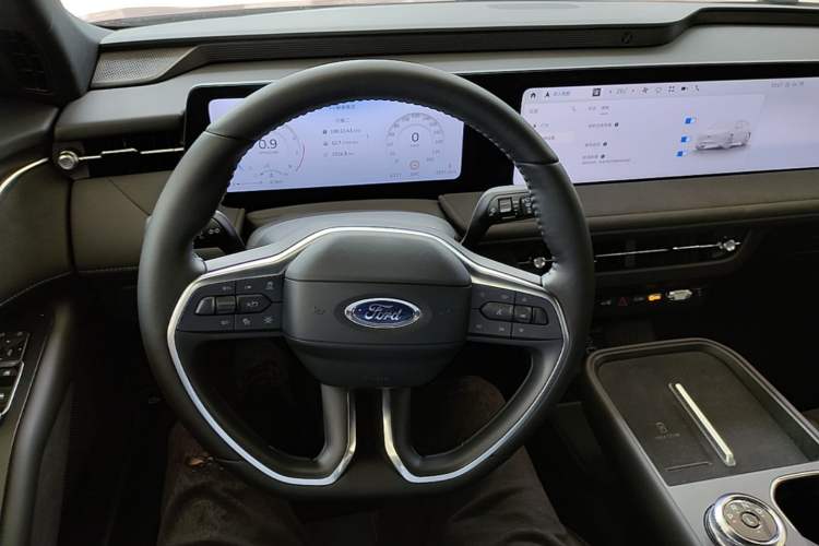Used Ford Mondeo 2026 Model 2.0T EcoBoost Ultimate Steering Wheel