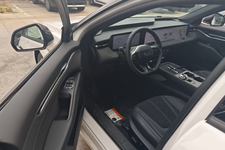 Used Ford Mondeo 2026 Model 2.0T EcoBoost Ultimate Driver Seat