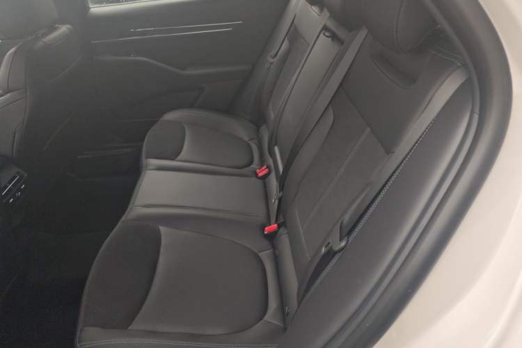 Used Ford Mondeo 2026 Model 2.0T EcoBoost Ultimate Left Rear Seat