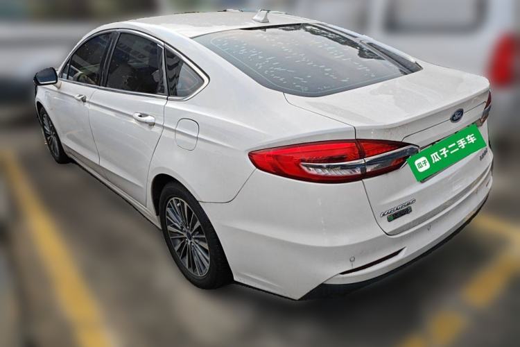 Used Ford Mondeo New Energy 2018 2.0 PHEV Smart-Controlled Fashion Edition China VI Standard Exterior 3