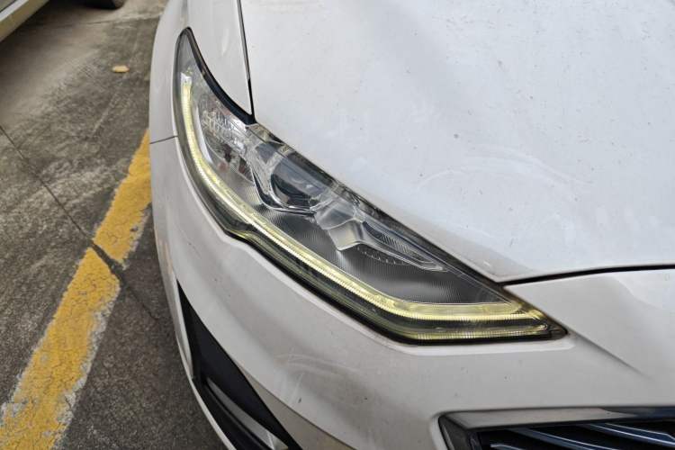 Used Ford Mondeo New Energy 2018 2.0 PHEV Smart-Controlled Fashion Edition China VI Standard Exterior 6