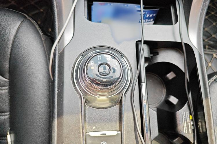 Used Ford Mondeo New Energy 2018 2.0 PHEV Smart-Controlled Fashion Edition China VI Standard Gear Lever