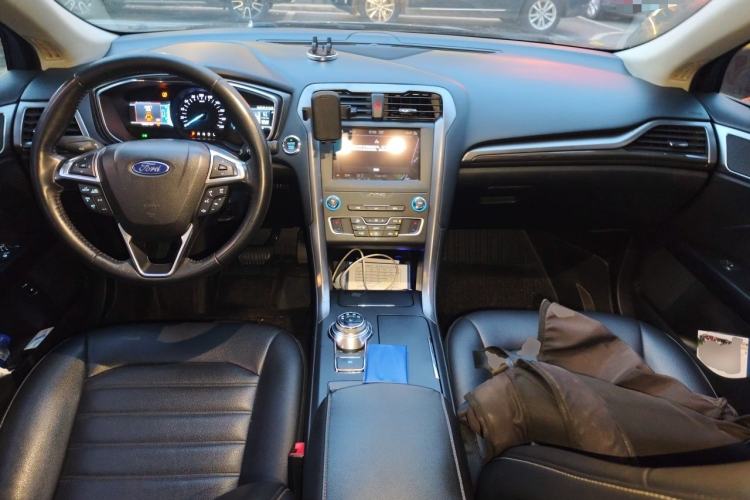 Used Ford Mondeo New Energy 2018 2.0 PHEV ZhiShang Trim Center Console
