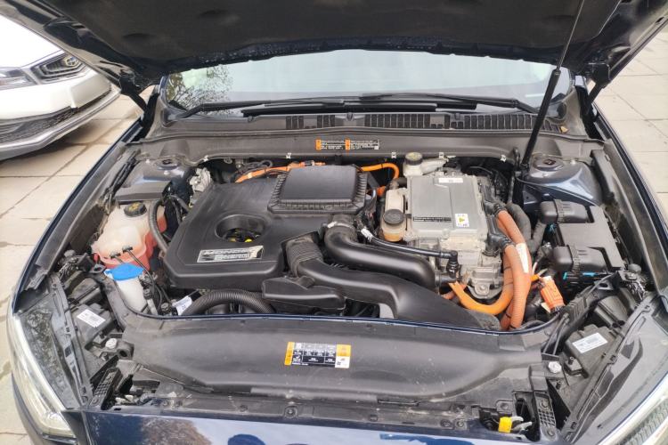 Used Ford Mondeo New Energy 2018 2.0 PHEV Zhihao Trim Engine Bay