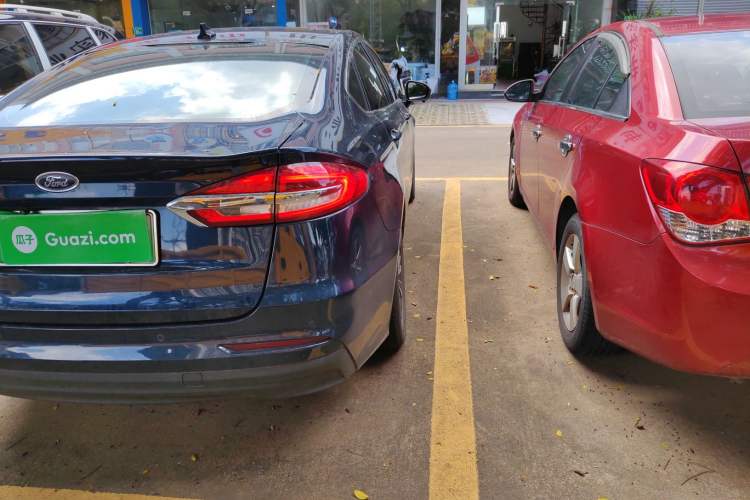 Used Ford Mondeo New Energy 2018 2.0 PHEV Smart-Control Luxury Version China VI Standard Exterior 6