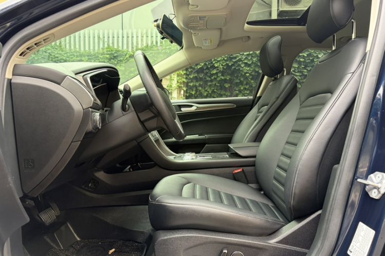 Used Ford Mondeo New Energy 2018 2.0 PHEV Smart-Controlled Fashion Edition China VI Standard Left Front Seat